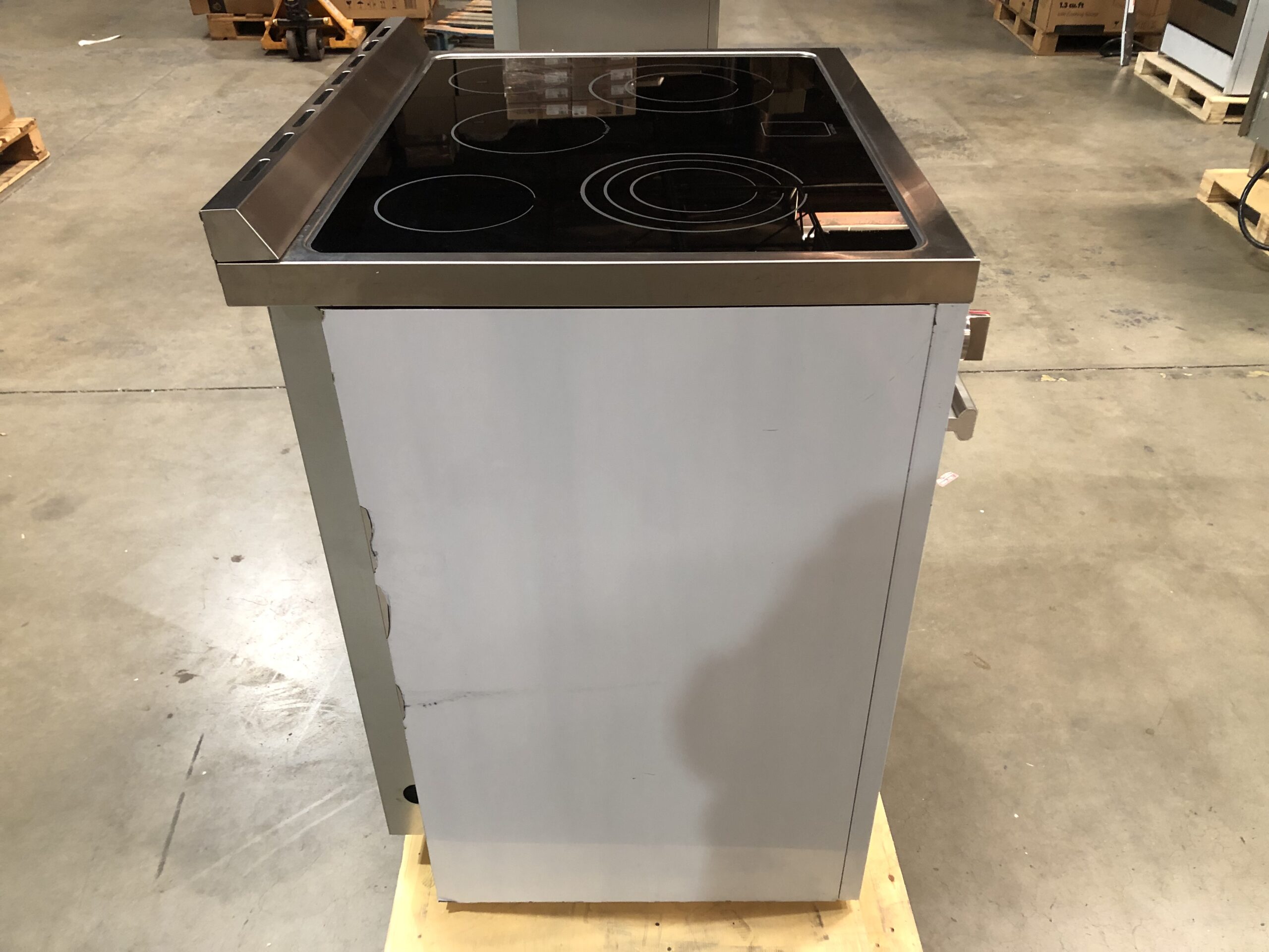 Open Box 30 in. CommercialStyle Electric Range with 4 Burners / 1 Warming Zone and 5 cu. ft