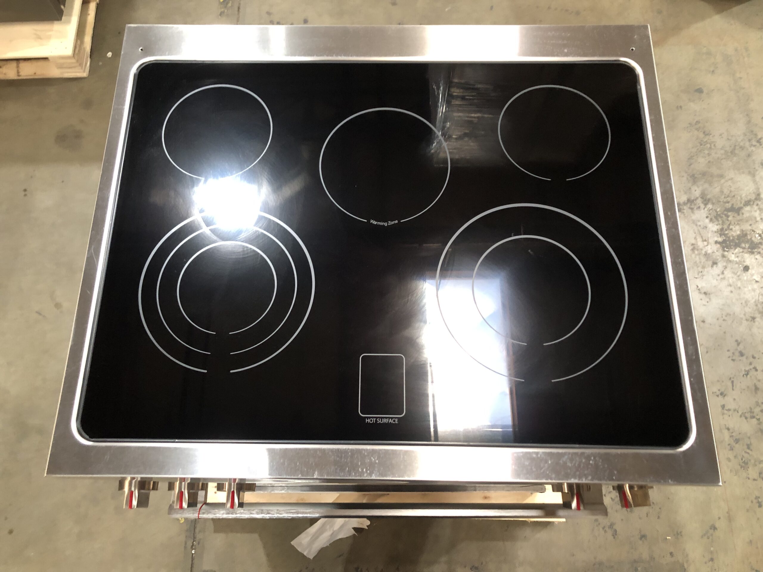 Open Box 30 in. CommercialStyle Electric Range with 4 Burners / 1 Warming Zone and 5 cu. ft